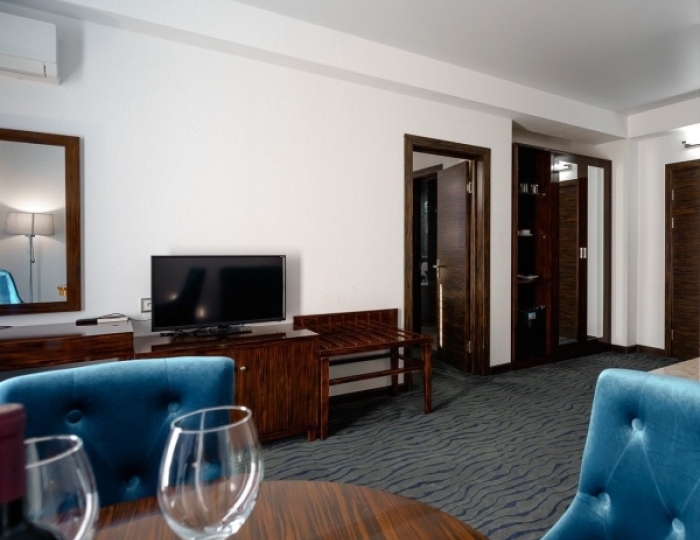 Сюит 2-местный 2-комнатный c балконом - Отель Sunrise Garden Hotel / Санрайз Гарден