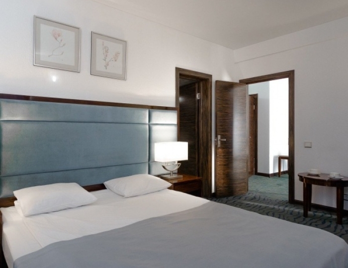 Сюит 2-местный 2-комнатный c балконом - Отель Sunrise Garden Hotel / Санрайз Гарден